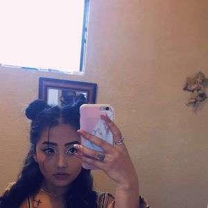 Meet your Posher, Herreraf